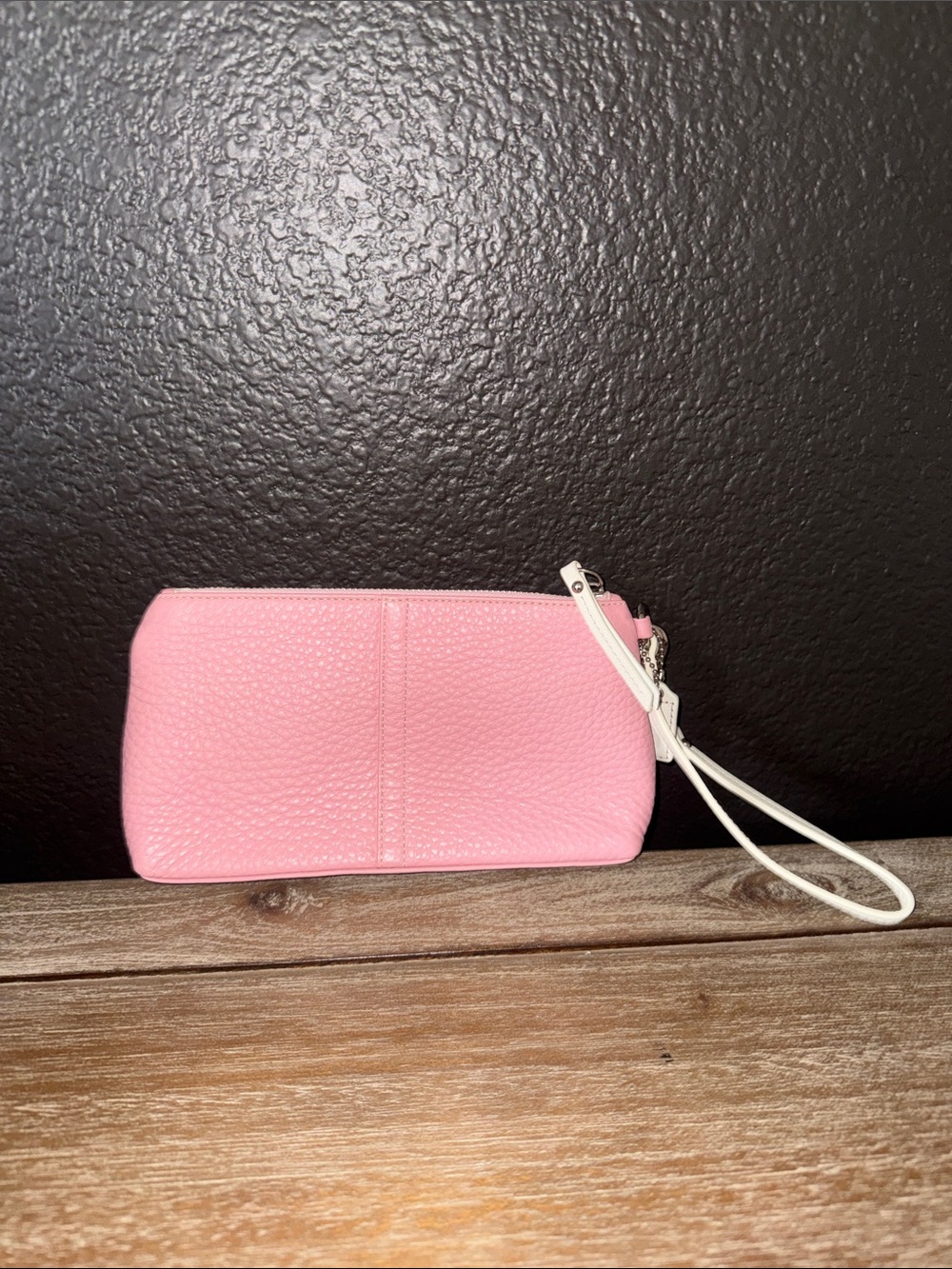 Coach Pink Leather Wristlet Clutch with White Strap - Picture 2 of 6
